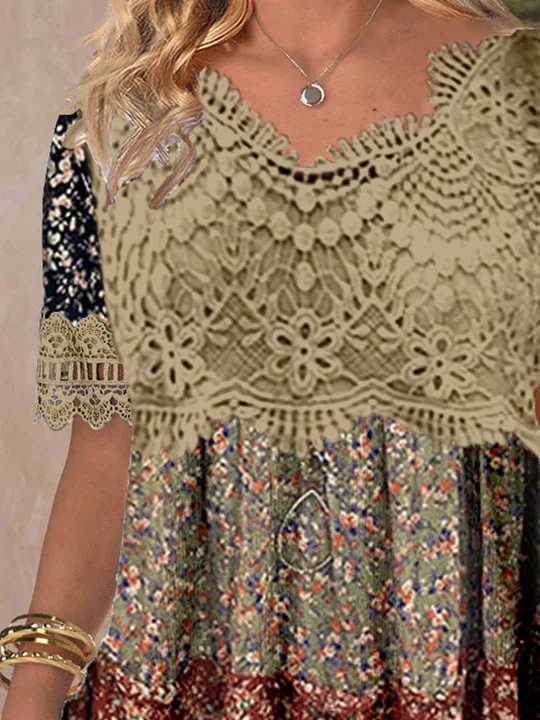 Women's Short Sleeve V-neck Lace Graphic Top