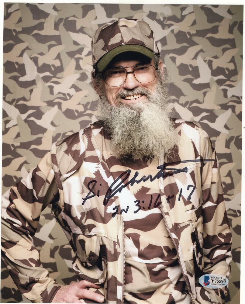 Si Robertson Signed Duck Dynasty TV Show 8x10 Photo Poster painting w/Beckett Y75590