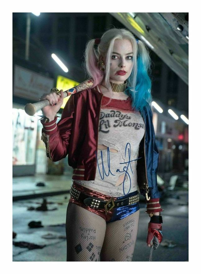 MARGOT ROBBIE - HARLEY QUINN THE SUICIDE SQUAD AUTOGRAPH SIGNED PP Photo Poster painting POSTER