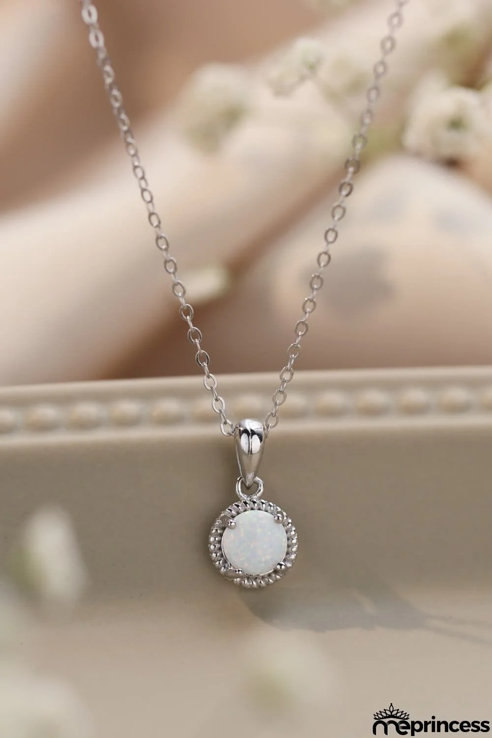 Opal Round Pendant Chain Necklace