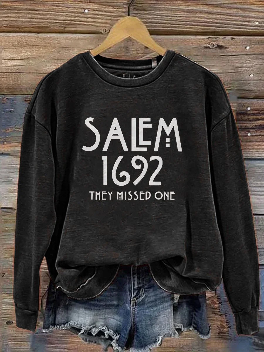 Women's Halloween Salem 1692 They Missed One Print Casual Sweatshirt