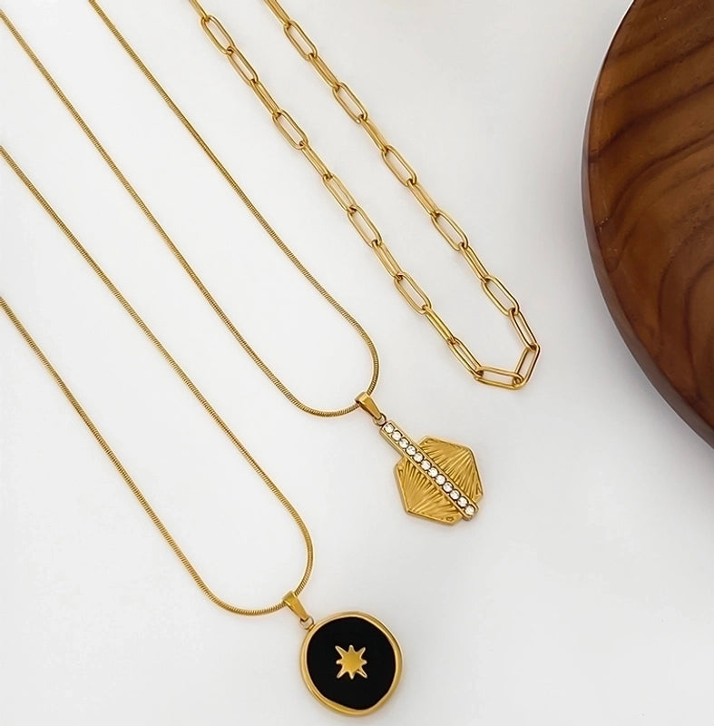 Nordic Style Retro Eight Awn Star Geometric 316L Stainless Steel  Rhinestones 18K Gold Plated Irregular Enamel Inlay Pendant Necklace