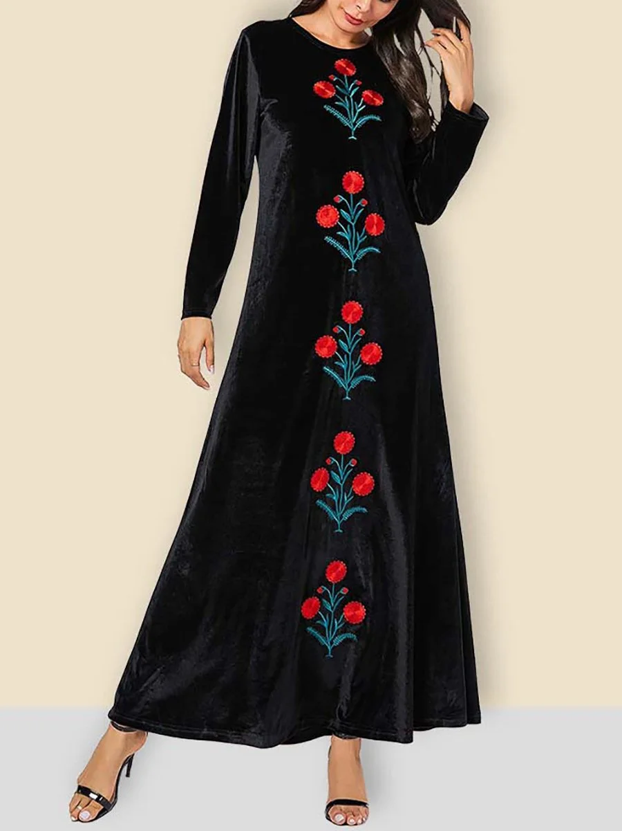 Casual velvet dress with plant embroidery