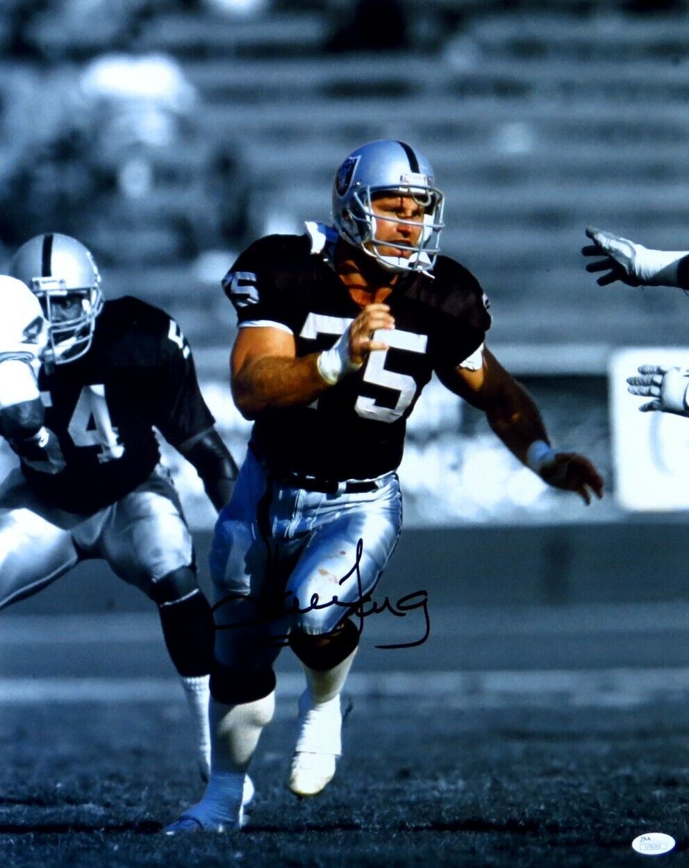 Howie Long Signed Autographed 16X20 Photo Poster painting Raiders B/W Action Shot JSA