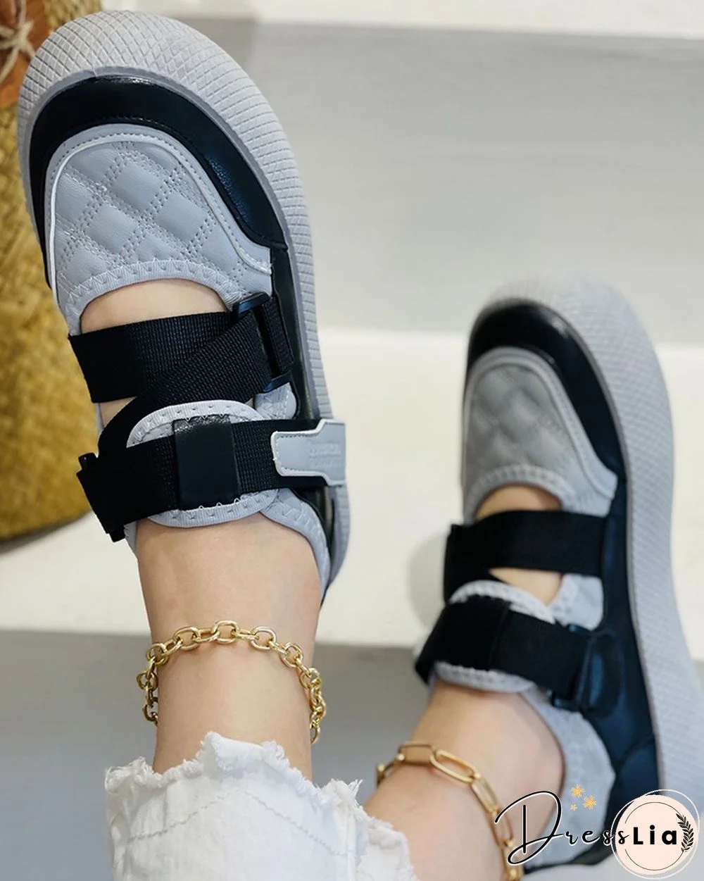 Velcro Colorblock Quilted Muffin Sneaker