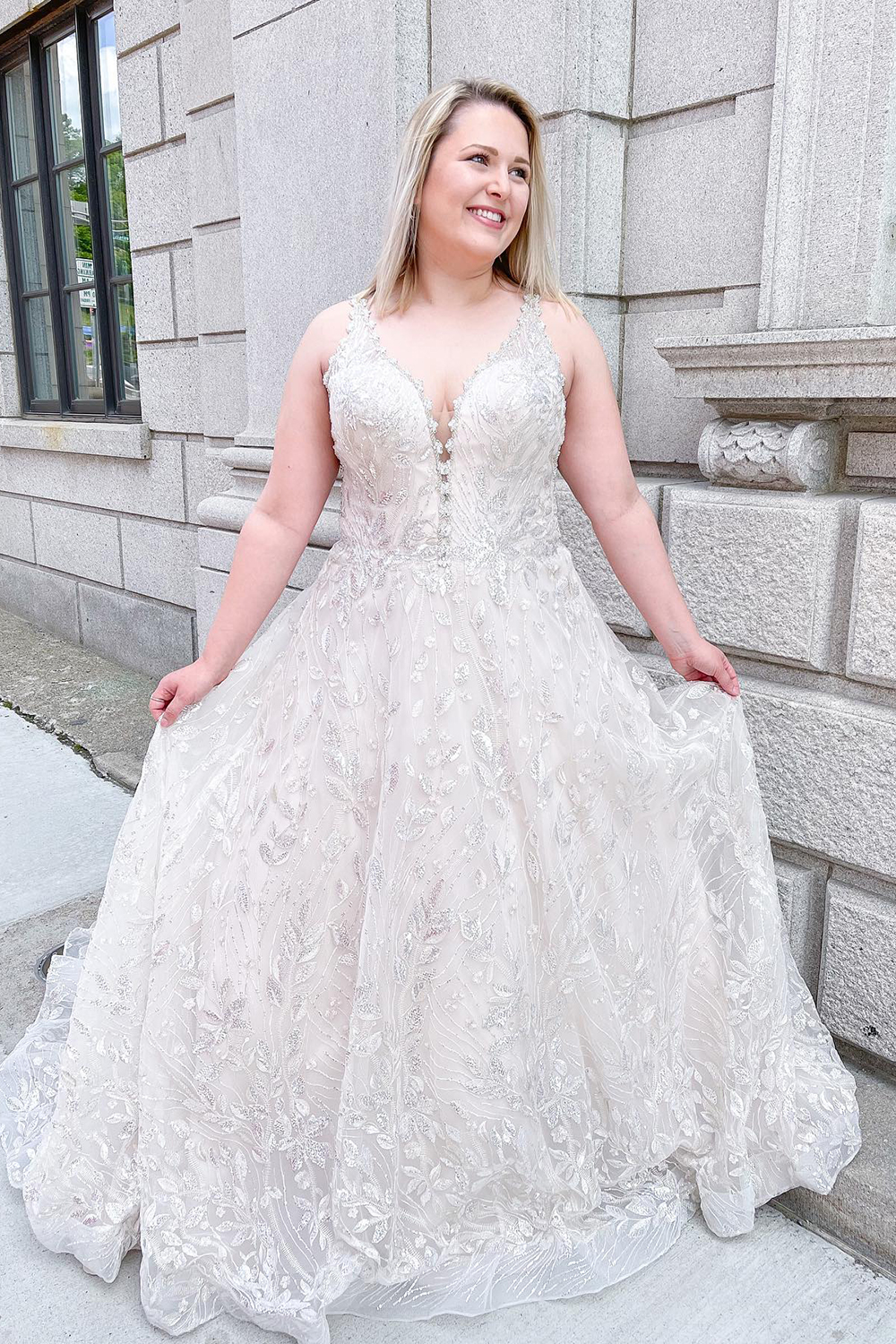 Gorgeous Lace Appliques Sweetheart Wedding Dress A Line Cowl Neck WD0091