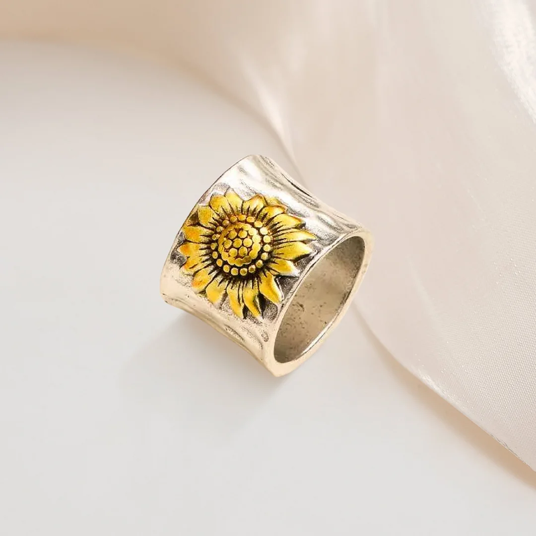 Daughter & Granddaughter | 925S Sunflower Wide Band Ring