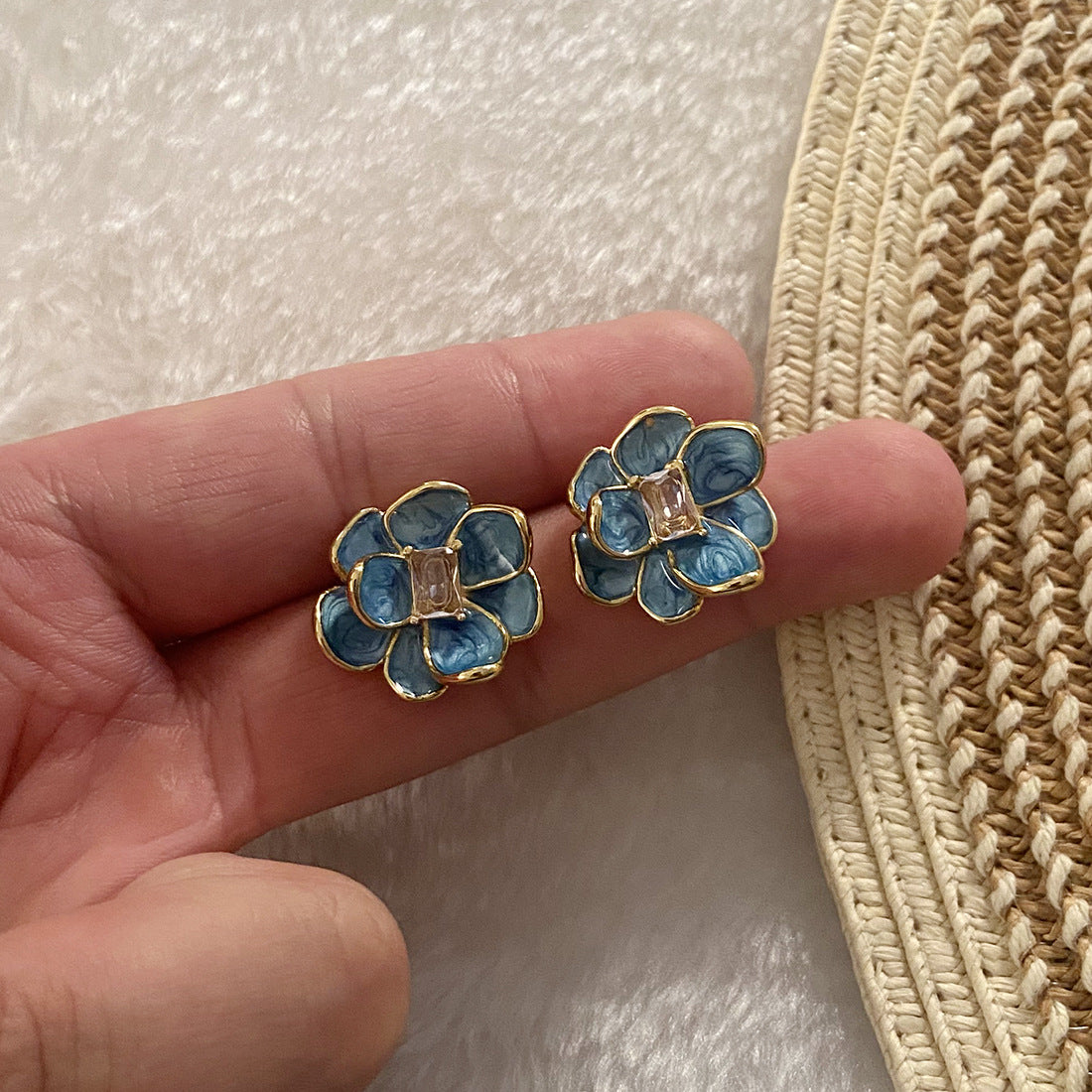 Retro Oil Drop Flower Earrings Stainless Steel Earrings E570