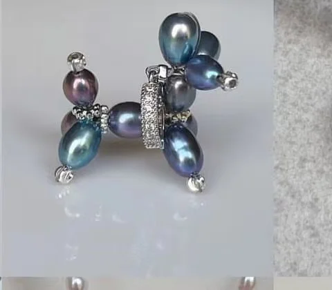 2024 creative natural pearls cute nice balloon dog pendant 