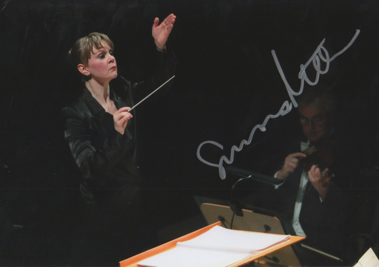 Susanna M?lkki Conductor signed 8x12 inch Photo Poster painting autograph