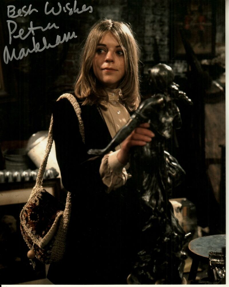 PETRA MARKHAM hand-signed ACE OF WANDS 8x10 color closeup scene w/ UACC RD