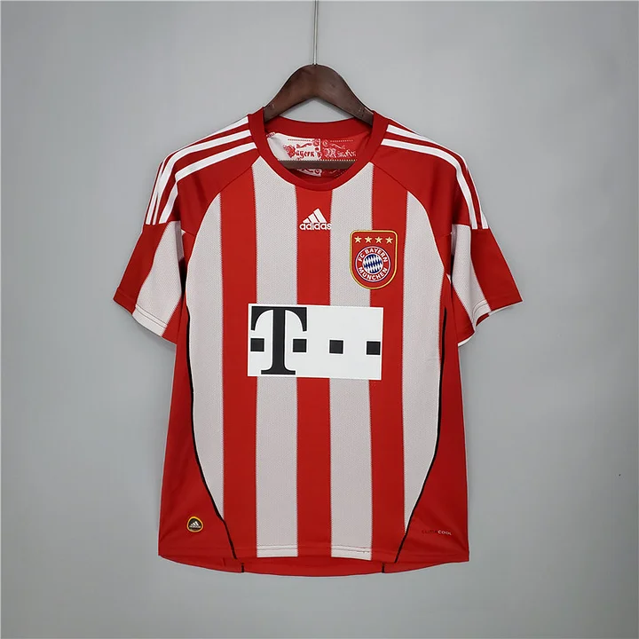 2010/11-H-BAY-RET-FAN-A06888