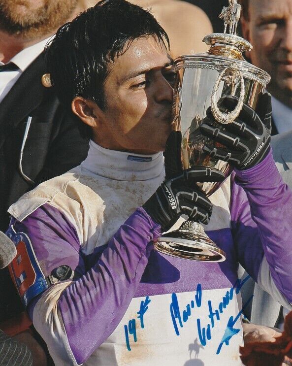 HORSE RACING JOCKEY MARIO GUTIERREZ SIGNED 8x10 Photo Poster painting #3 KENTUCKY DERBY PROOF