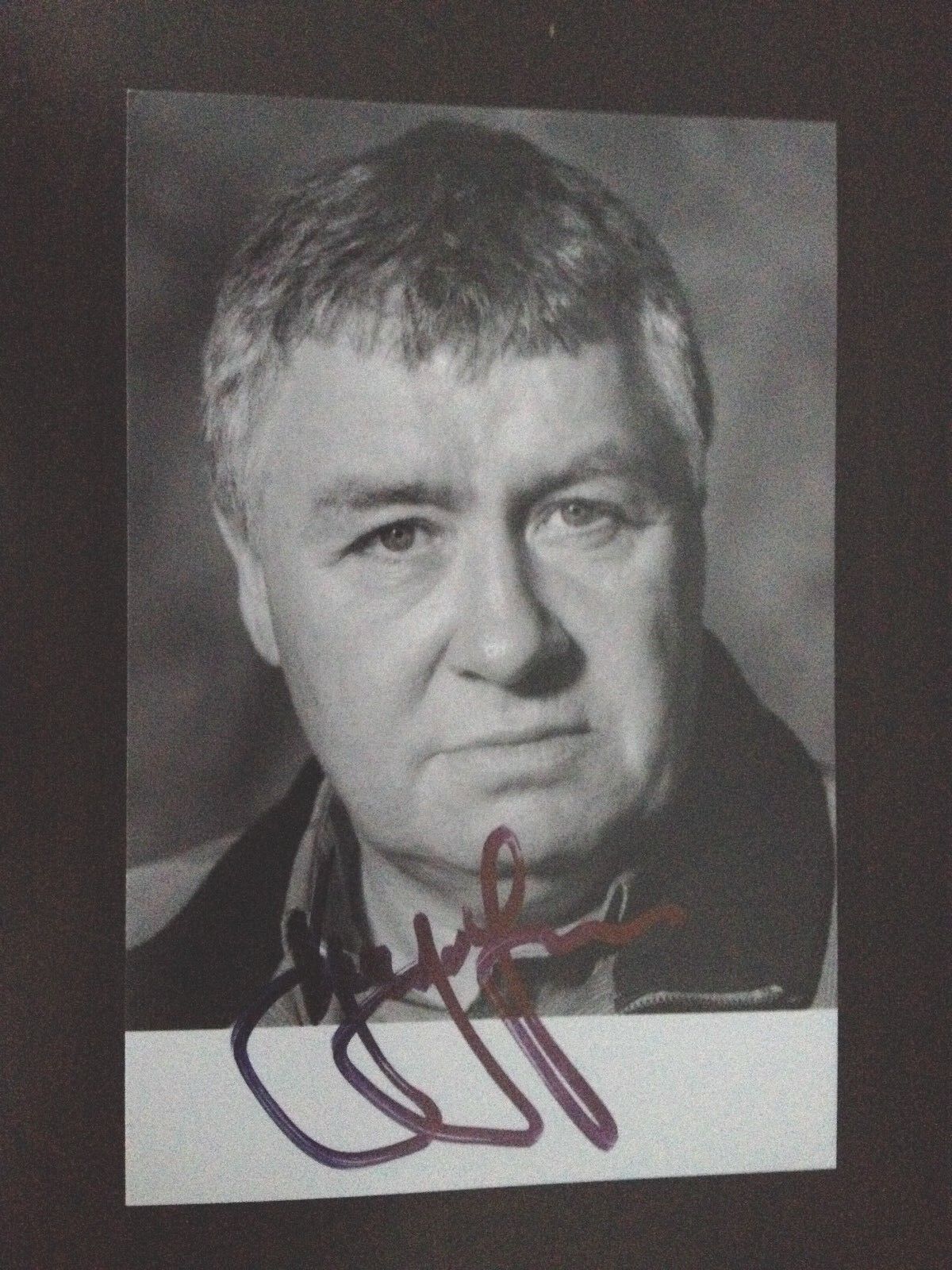 GREGOR FISHER - POPULAR SCOTTISH COMEDY ACTOR - EXCELLENT SIGNED Photo Poster paintingGRAPH