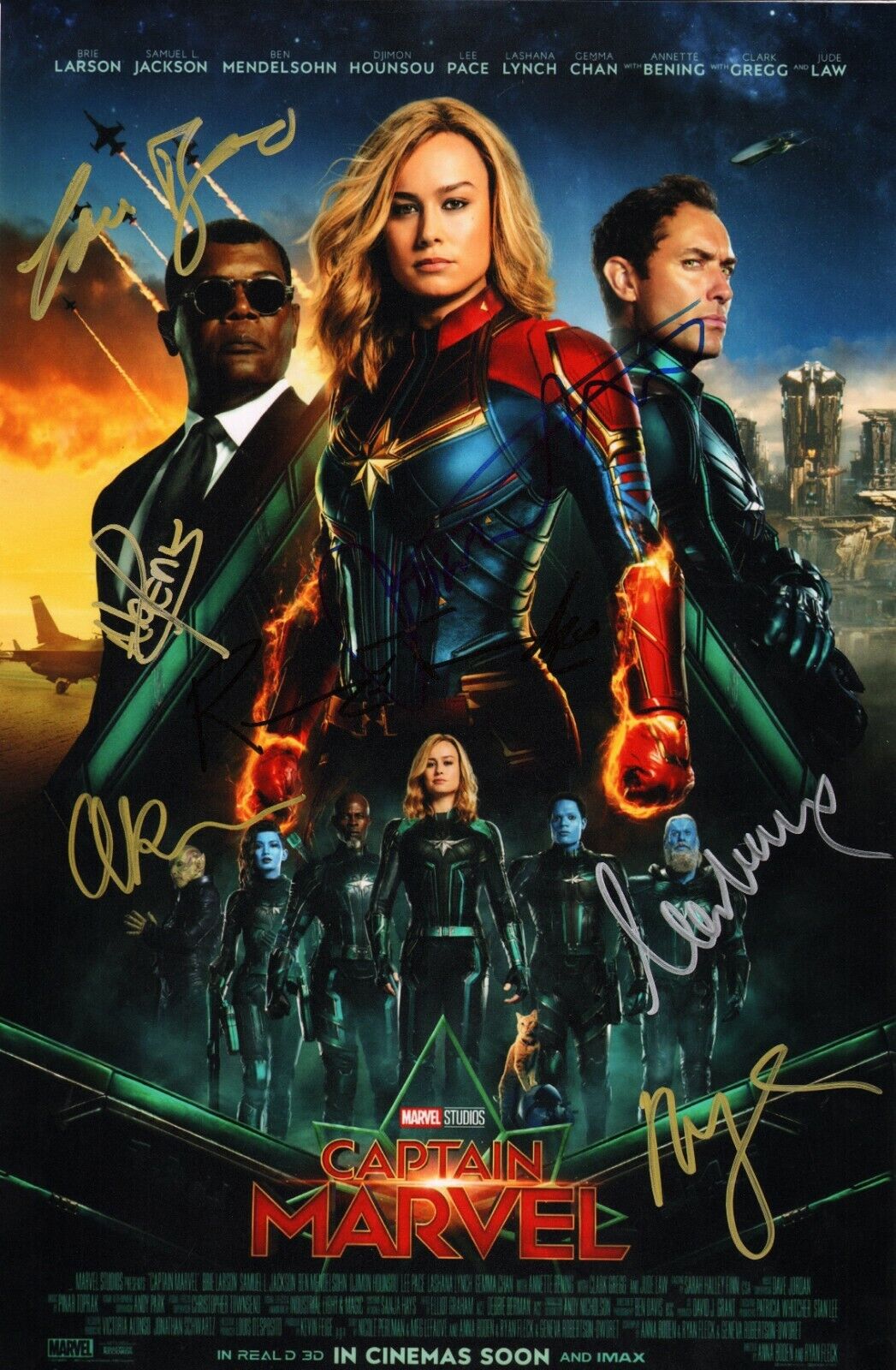 CAPTAIN MARVEL Cast x7 Authentic Hand-Signed 11x17 Photo Poster painting