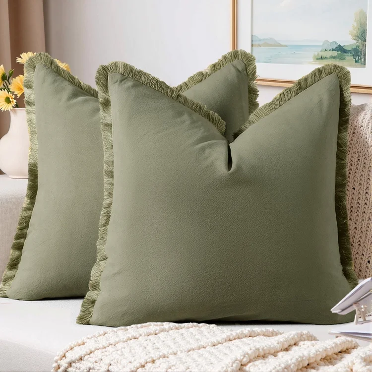 Sanmadrola Throw Pillow Covers Decorative Linen Fringe Throw Pillow Covers Cozy Boho Farmhouse Cushion Cover with Tassels Soft Accent Pillowcase for Couch Sofa Bed Living Room Home Decor 2 Set 18X18
