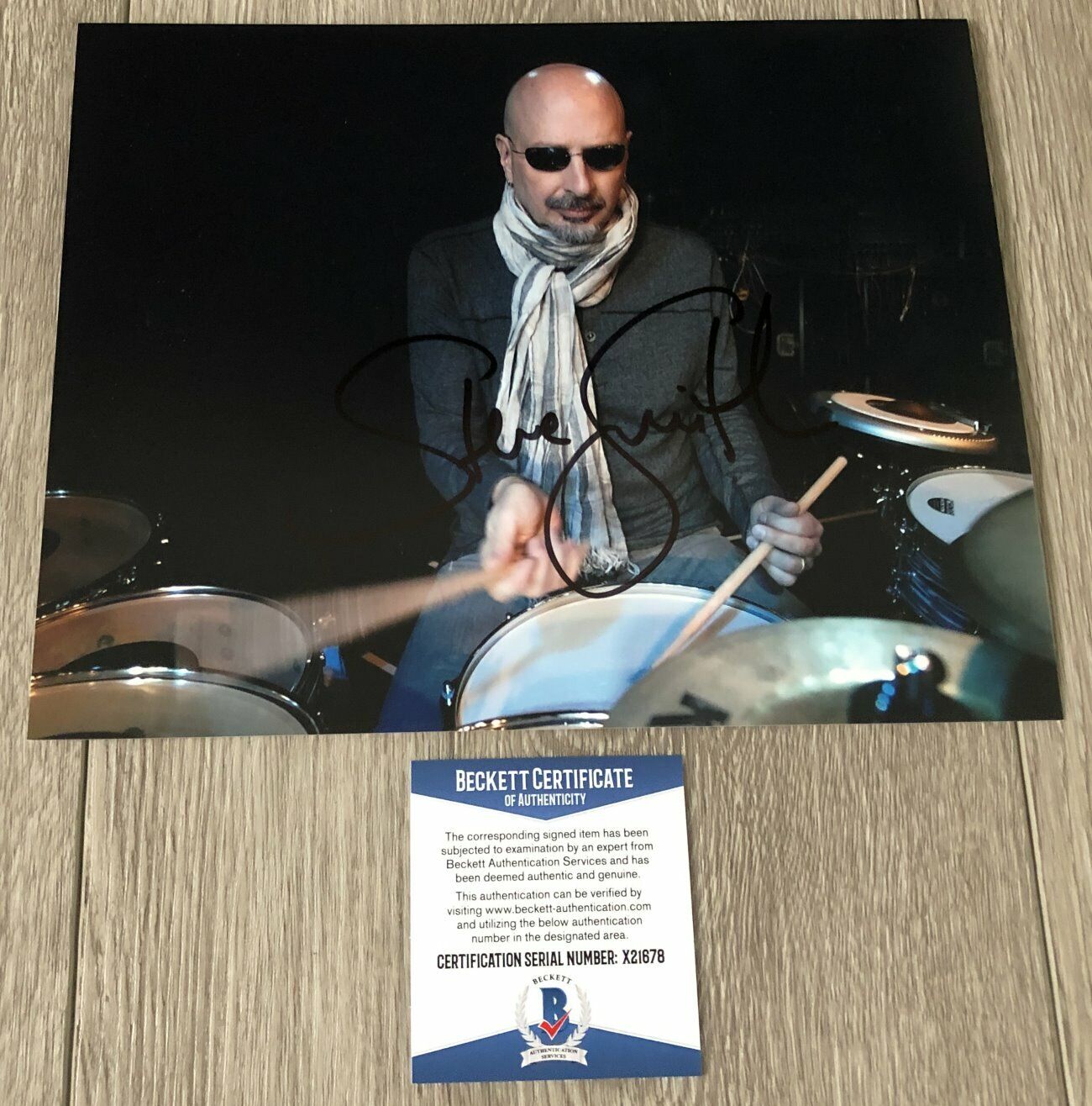 STEVE SMITH DRUMMER SIGNED JOURNEY 8x10 Photo Poster painting A w/EXACT PROOF & BECKETT BAS COA