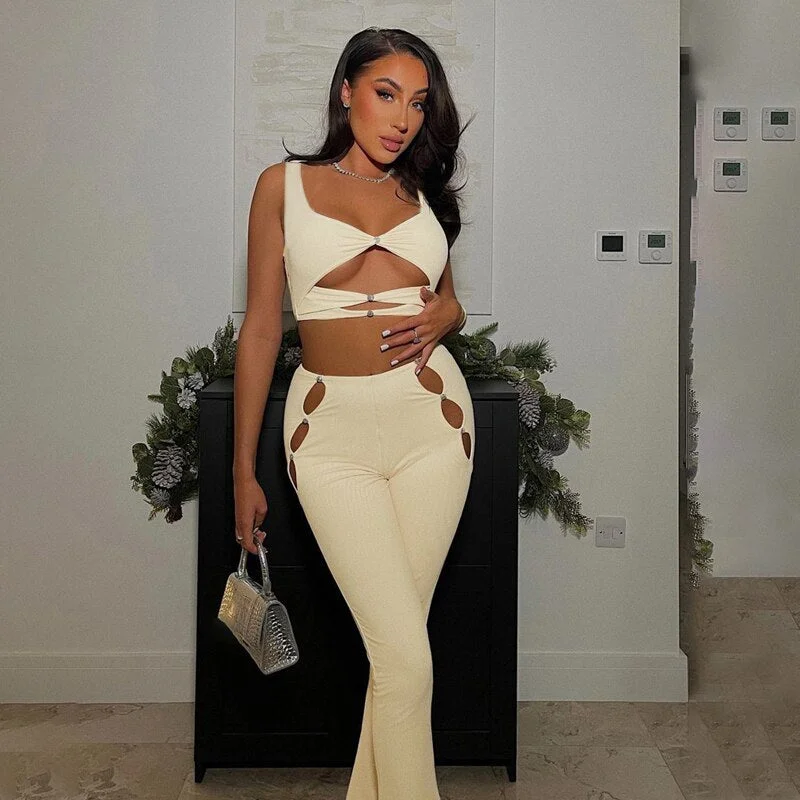 Hugcitar Diamond Halter Sleeveless Crop Top Hollow Out Flare Pants 2 Pcs Matching Set 2022 Evening Party Sexy Slim Elegant Y2K