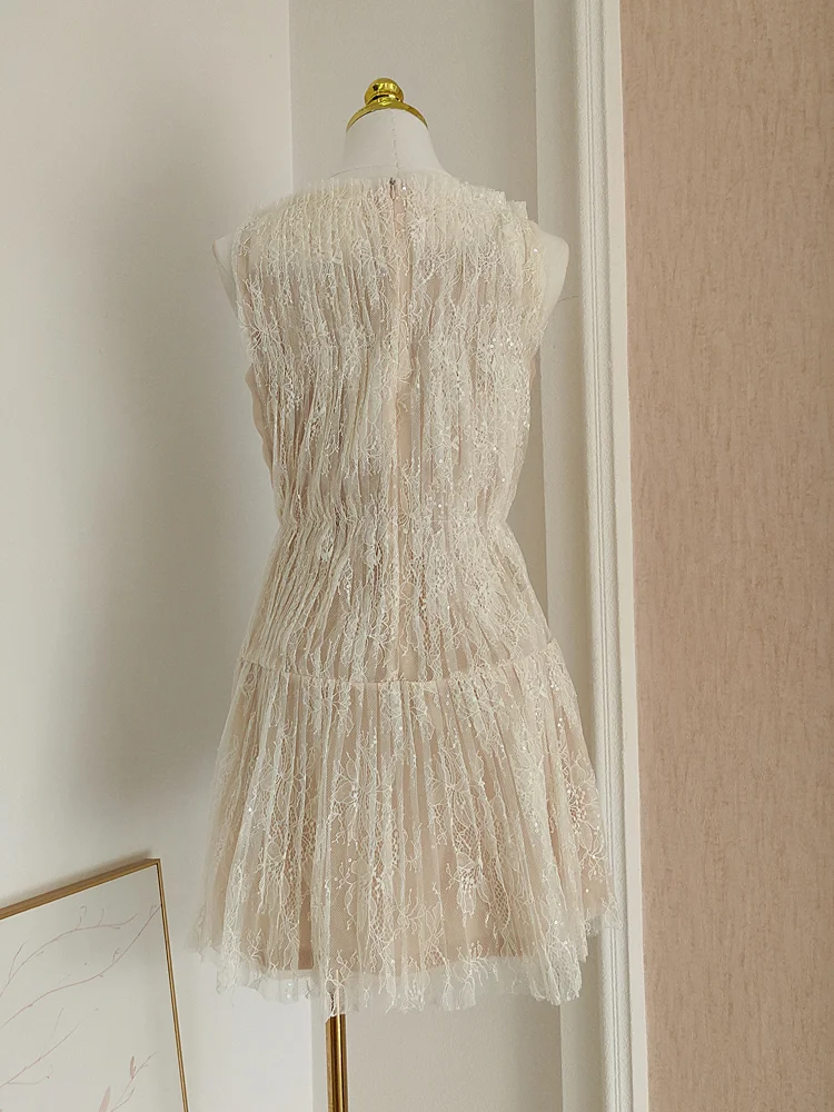 white and beige lace dress Viper | Cream Lace Long-Sleeve Maxi Dress