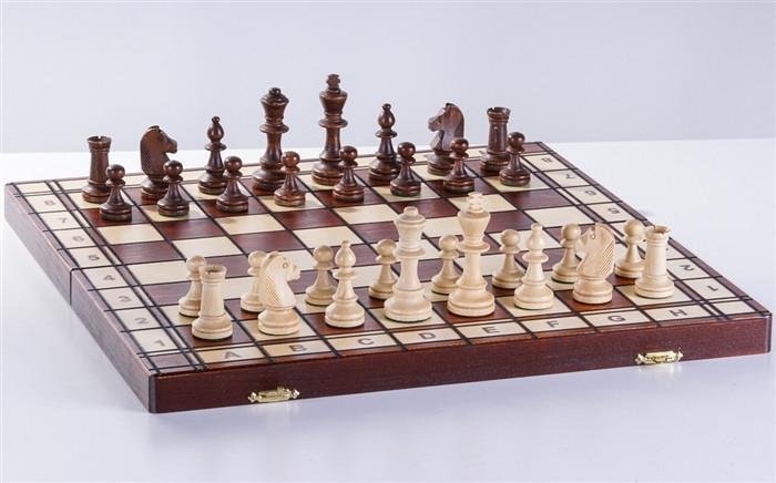 16" Jowisz Wooden Chess Set