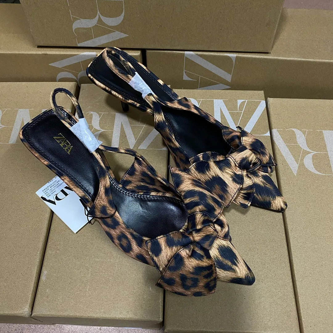 Breakj Breakj Spring New Women's Shoes Black Metal Details Decorate Round Head High Heel Elegant Fashion Sandals