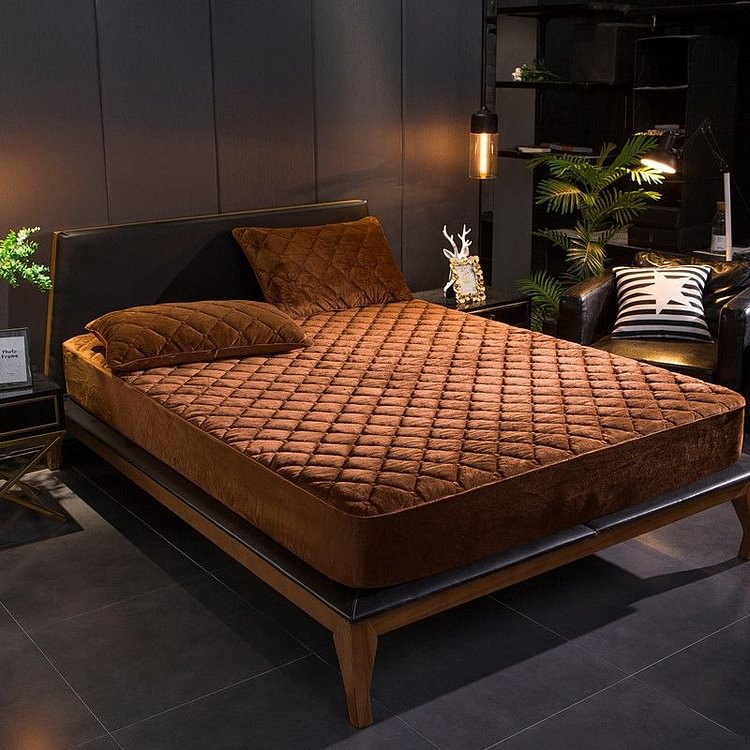 1PC Velvet Quilted Fitted Sheet Set , Luxurious Bedding for Bedroom and Guest Room with 1 Fitted Sheet No Pillowcase Included