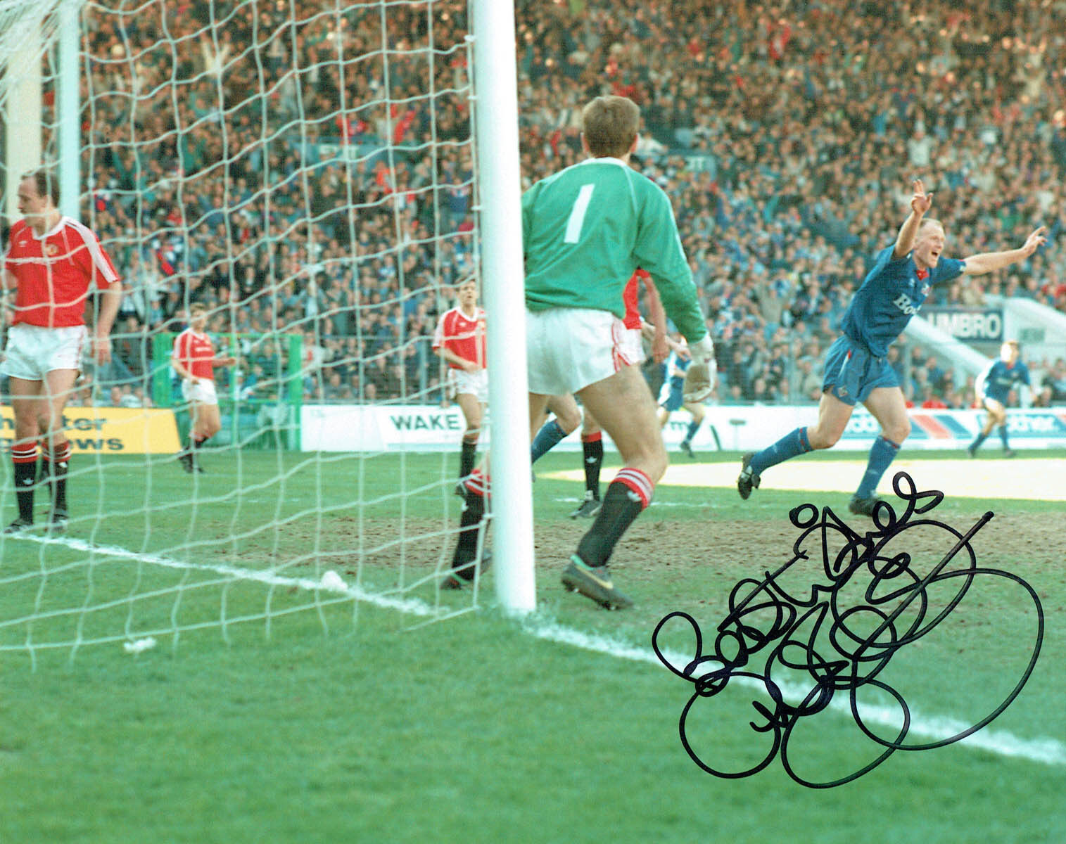 Andy RITCHIE Olgham Athletic Football Signed Autograph 10 x 8 Photo Poster painting AFTAL COA