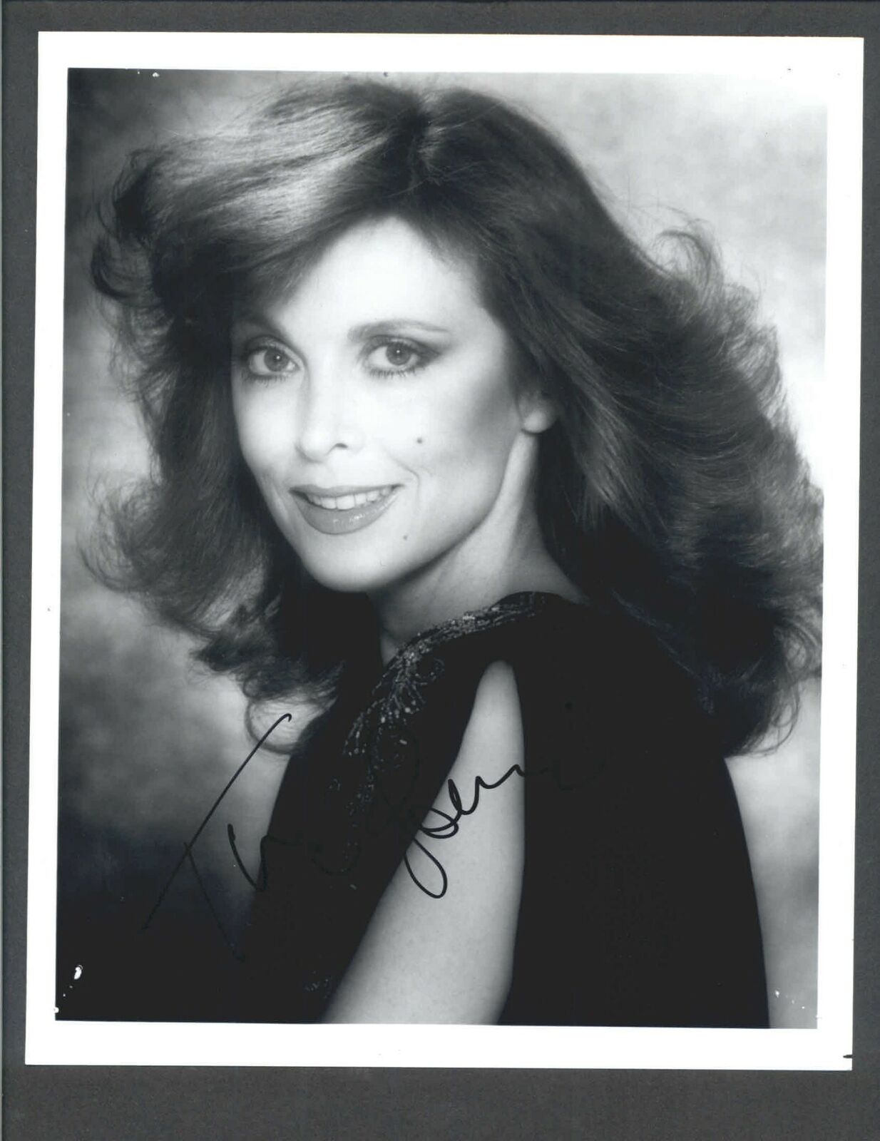 Tina Louise - Signed Autograph Headshot Photo Poster painting - Gilligan's Island