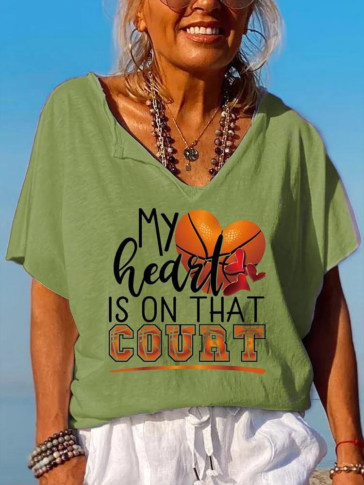 My heart is on that court basketball V Neck T-shirt-Annaletters
