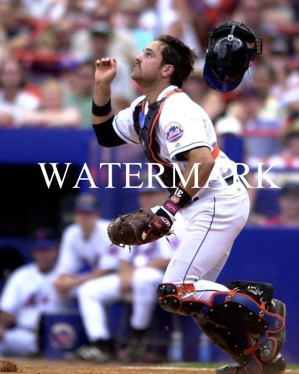 MIKE PIAZZA New York Mets Glossy 8 x 10 Photo Poster painting Poster
