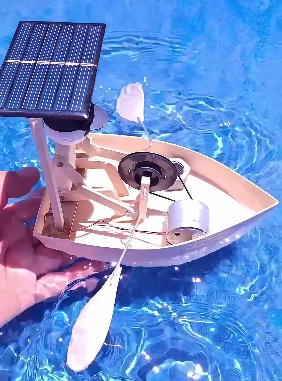 Solar-Powered Rowing Robot