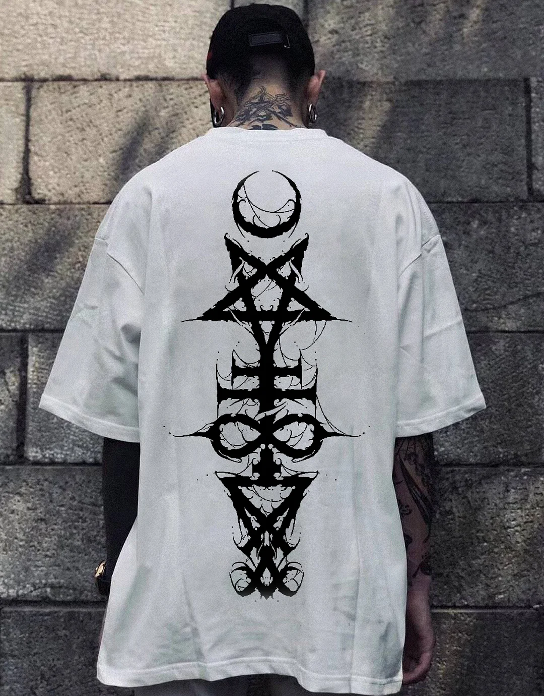 Satan Spell Totem Wizard Print T-shirt、、URBENIE
