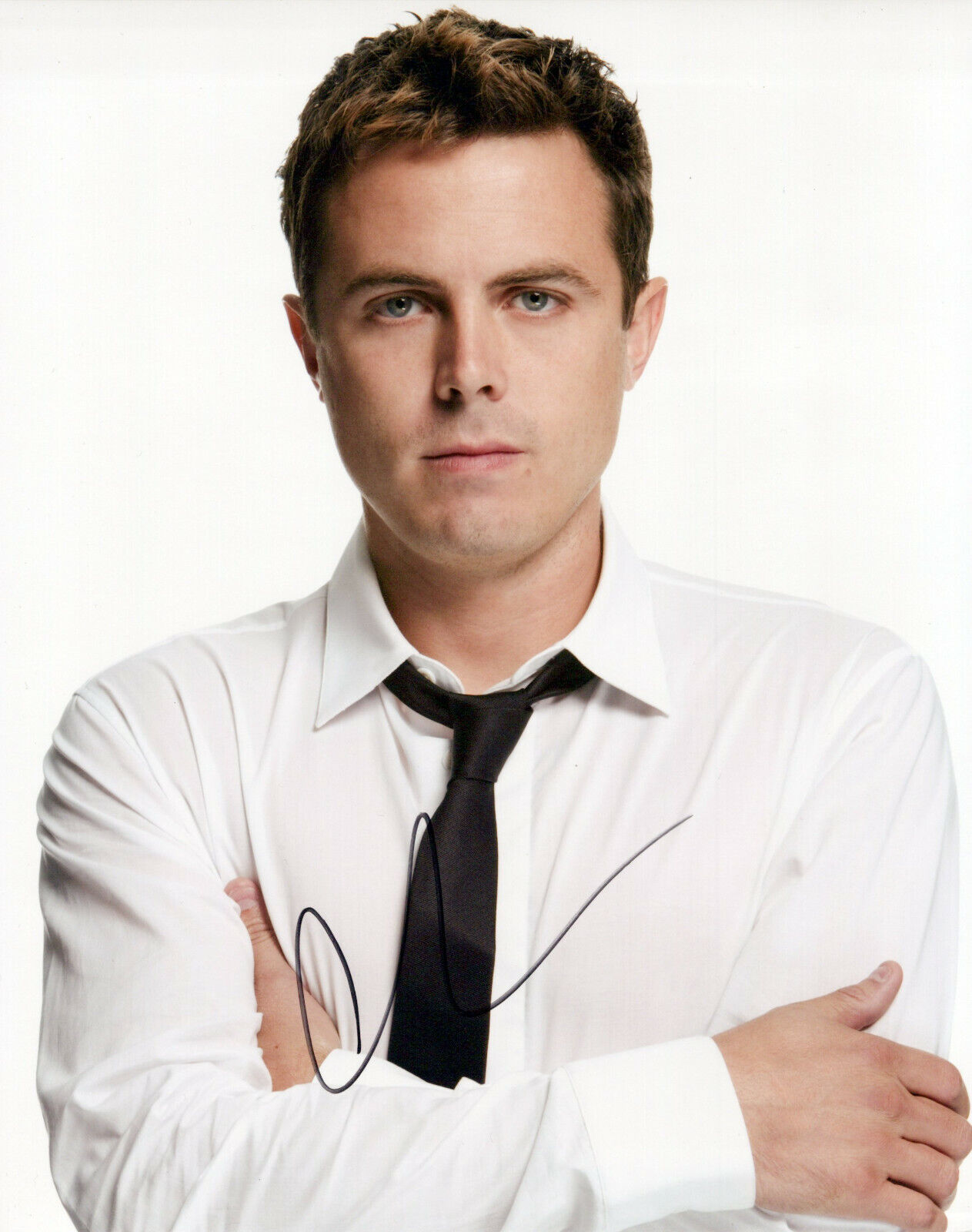 Casey Affleck head shot autographed Photo Poster painting signed 8x10 #5