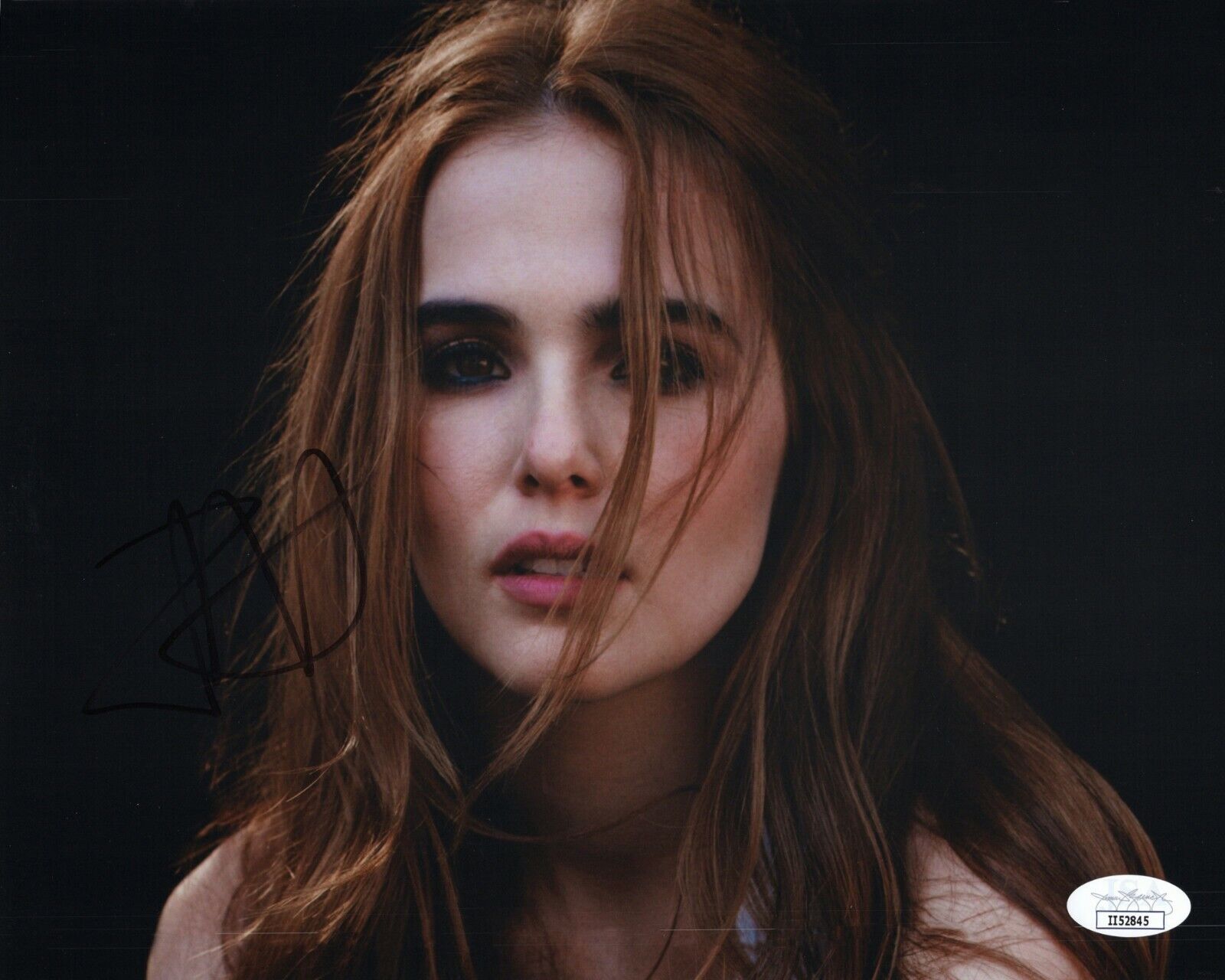 ZOEY DEUTCH Authentic Hand-Signed ZOMBIELAND - DOUBLE TAP