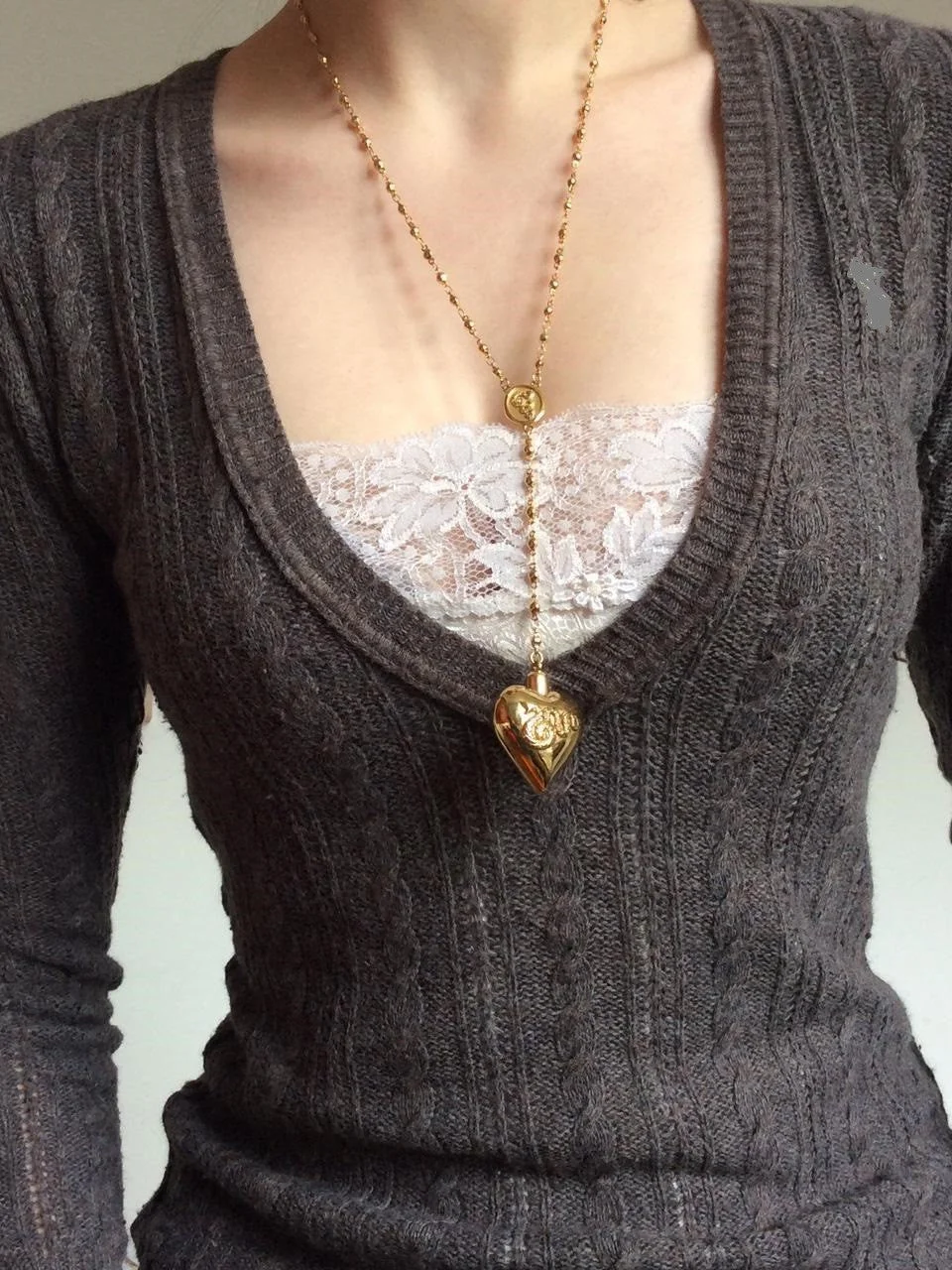 Brownm V-neck lace patchwork cable knit top