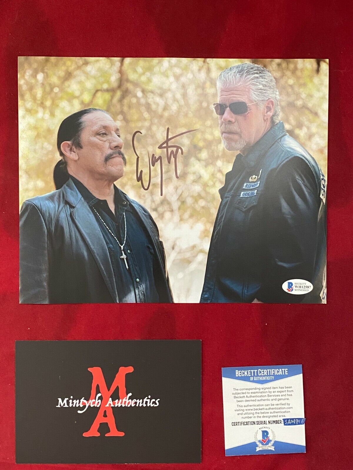 DANNY TREJO AUTOGRAPHED SIGNED 8x10 Photo Poster painting! SONS OF ANARCHY! BECKETT COA!