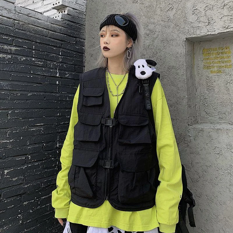 Vests Women Autumn Black Vintage Pockets Harajuku Couple Retro Cargo Style High Street Womens Hip Hop Loose Waistcoats Students