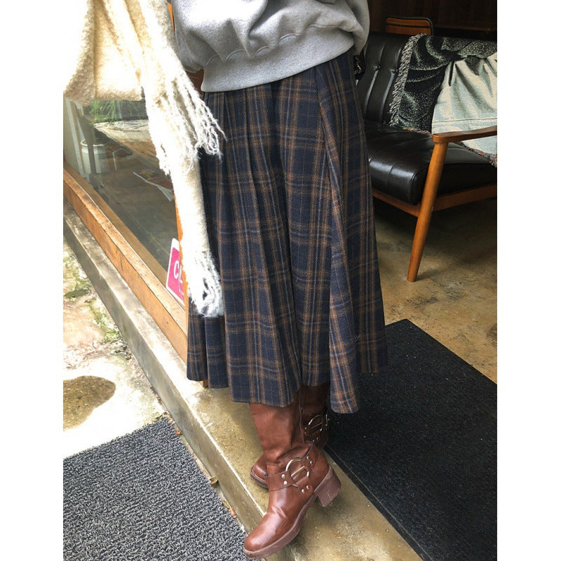Aiertu fashion outfits Chic Autumn and Winter Retro High Waist Slimming Contrast Color Plaid Design A- line Woolen Skirt aiertu