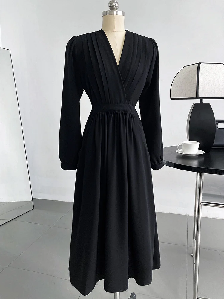 Elegant Pleated Solid V-Neck Long Sleeve Midi Dress - yankia