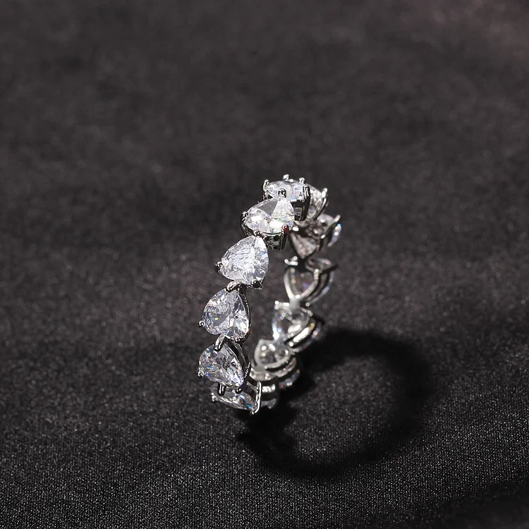 Iced Out Pink Zircon Heart Ring Luxury Women Jewelry Gift