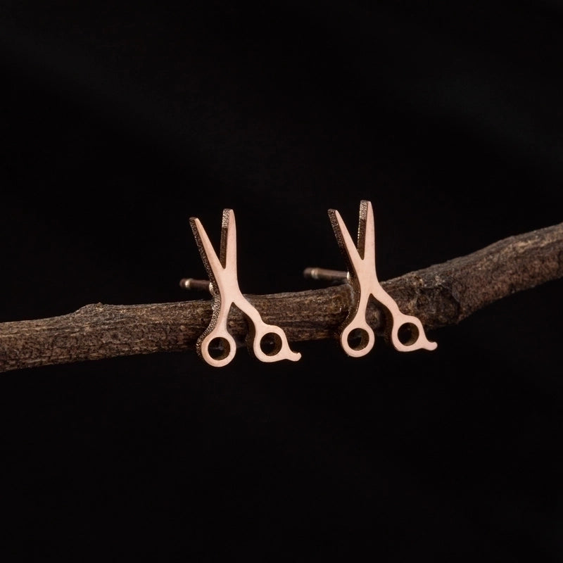 1 Pair Cute Minimalist Dog Cat Flower Polishing Hollow Out 304 Stainless Steel 18K Gold Plated Ear Studs