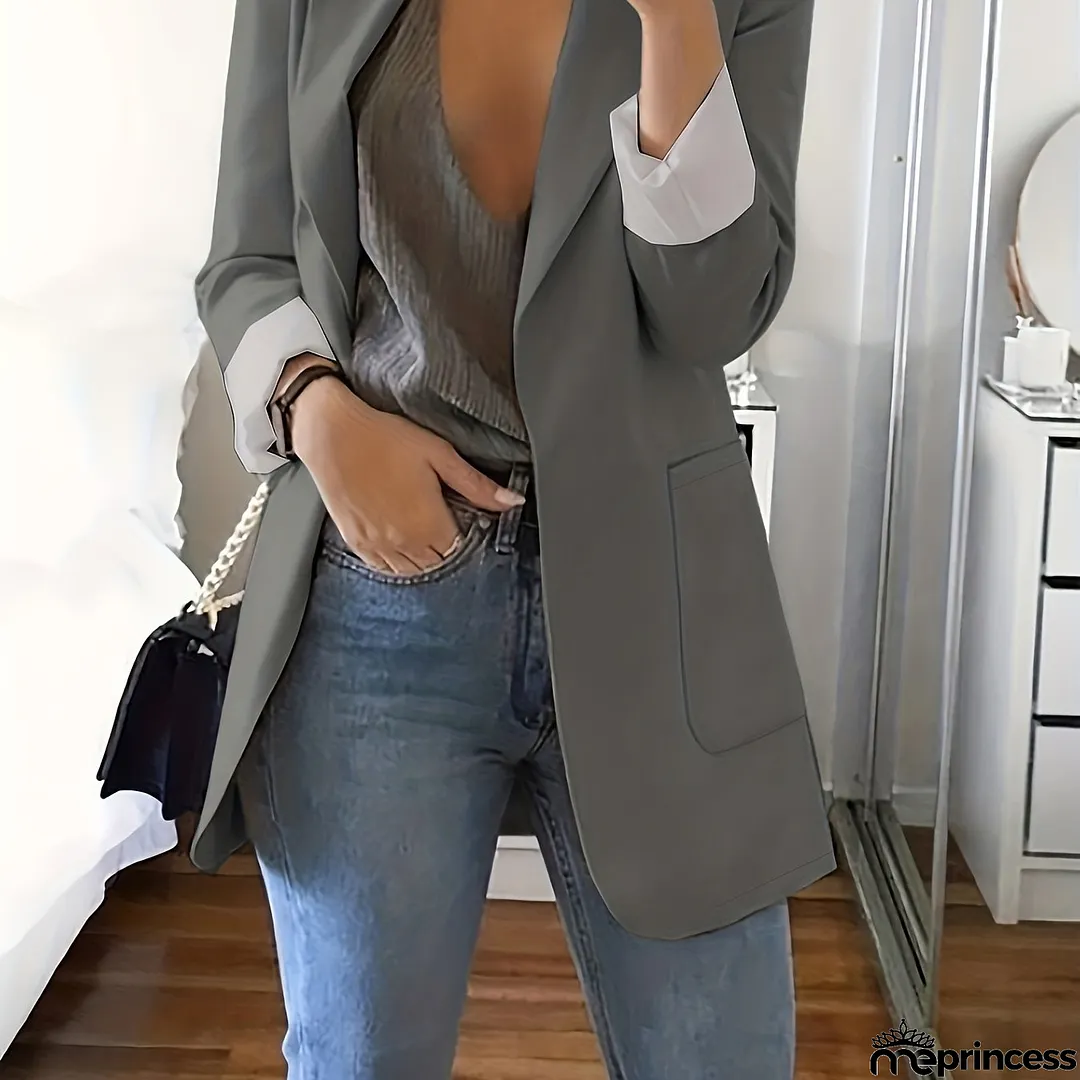 Effortless and Trendy Blazer