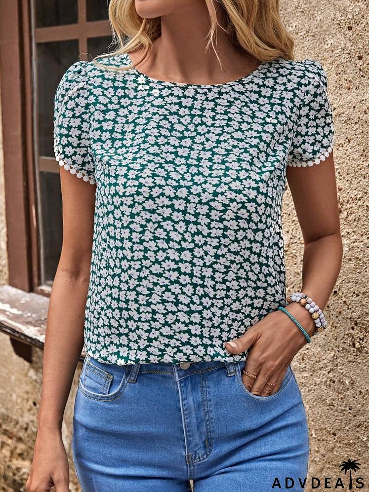 Ditsy Floral Print Petal Sleeve Blouse