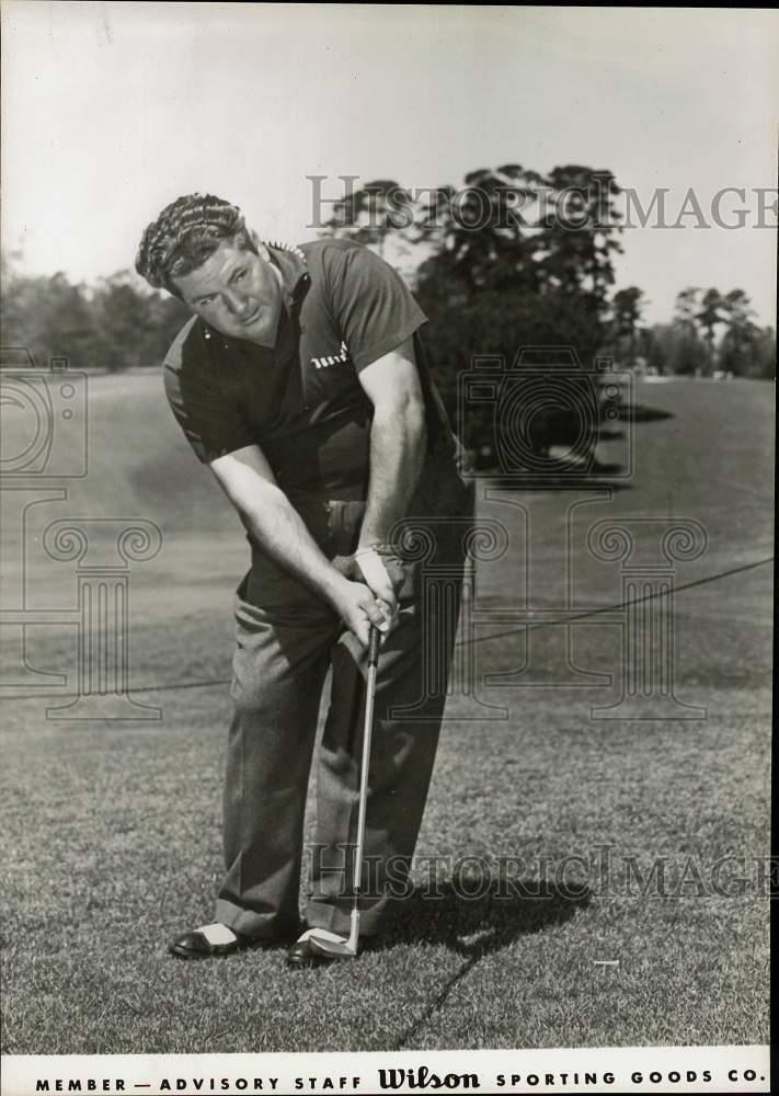 Press Photo Poster painting Golfer Ed Oliver Takes Chip Shot - sas24062