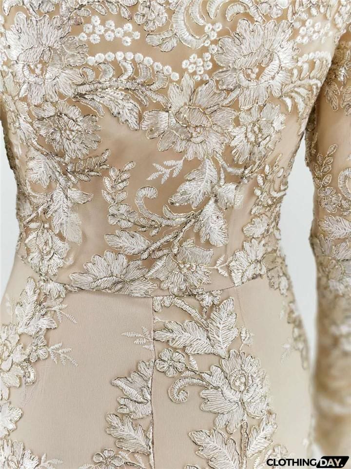 Gorgeous Off Shoulder Long Sleeve Floral Applique Thigh-Length Bodycon Party Dress