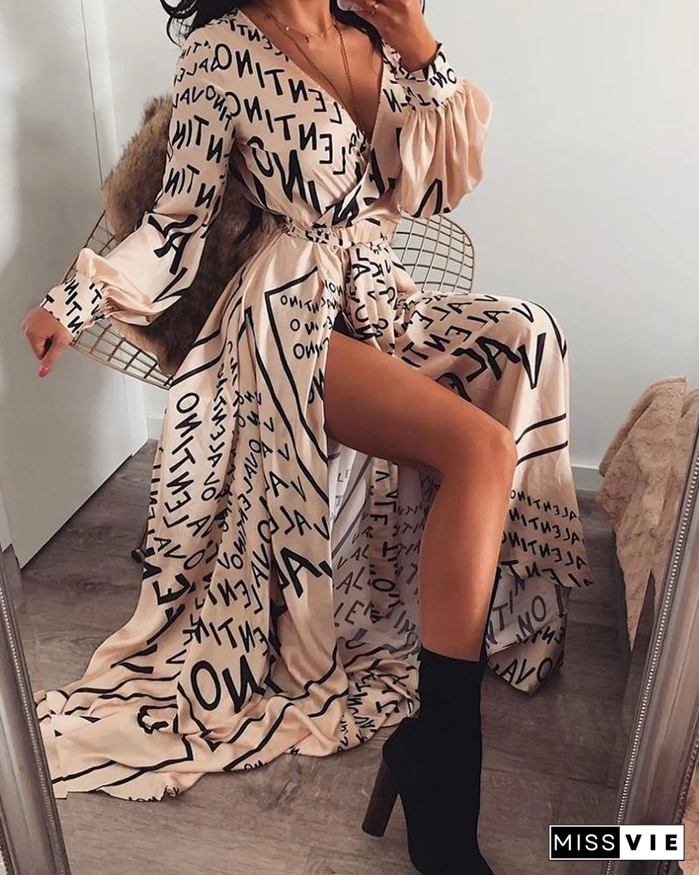 Letter Print Lantern Sleeve High Slit Maxi Dress P13222