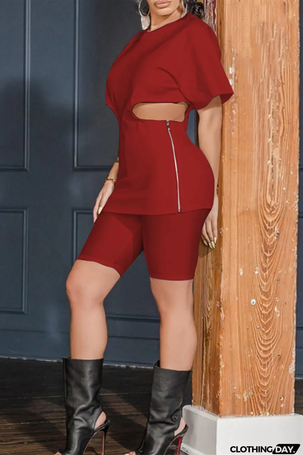 Brown Fashion Casual Solid Hollowed Out Zipper O Neck Short Sleeve Two Pieces