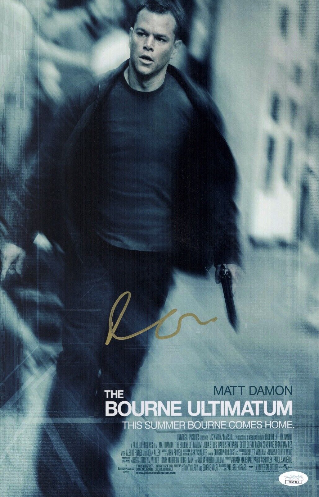 MATT DAMON Signed THE BOURNE ULTIMATUM 11x17 Photo Poster painting Autograph JSA COA