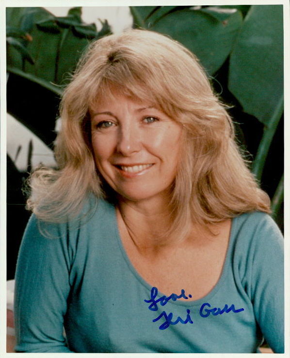 Teri Garr signed 8x10 Photo Poster painting In-person