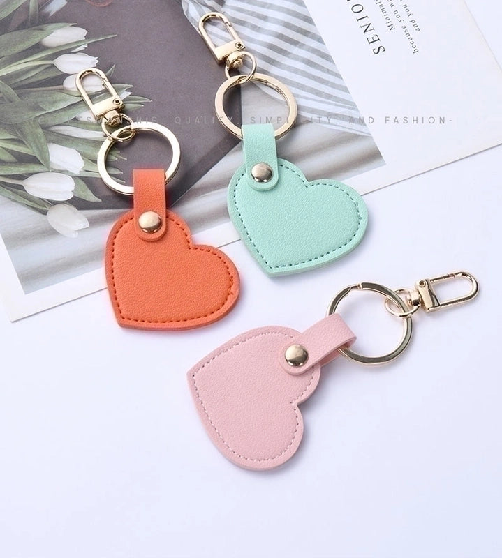 Cute Heart Shape Pu Leather Keychain